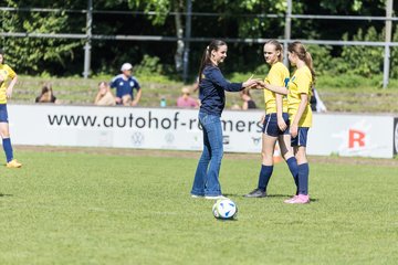 Bild 750 - Loewinnen Cup